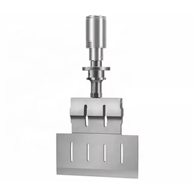 Lanna meaisín gearrtha císte